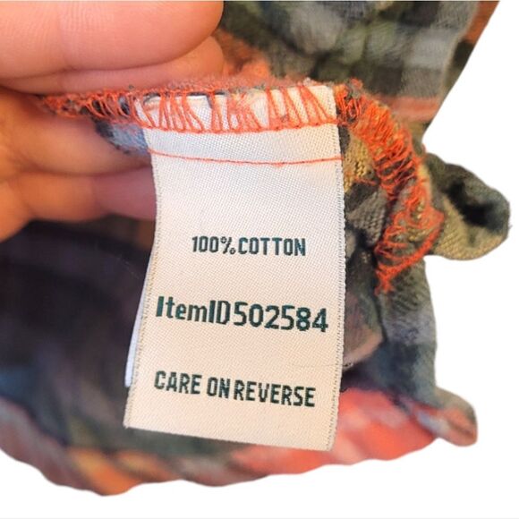 L.L. Bean Plaid Flannel Button Down Shirt - Picture 5 of 5